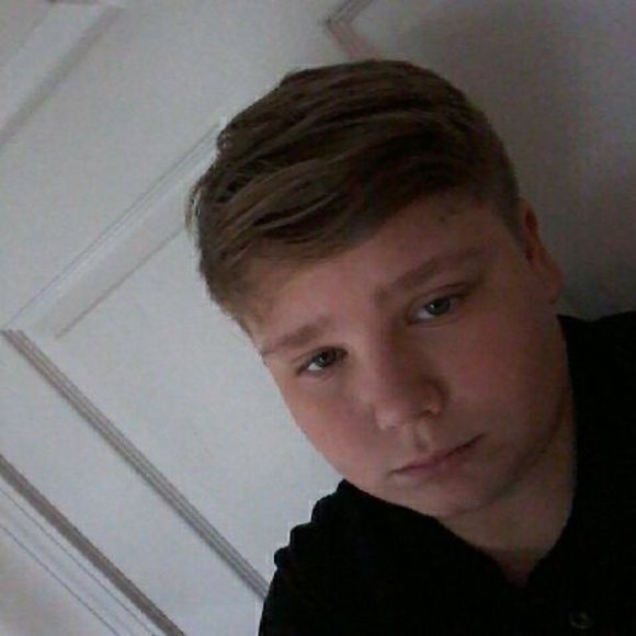 Meet your Posher, Josh - Picture 1 of 1